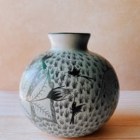 Gris round vase