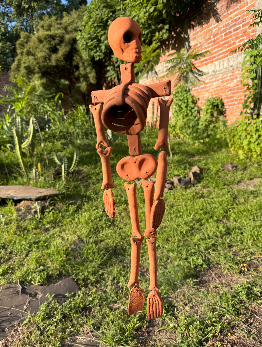 raw clay skeleton (large)